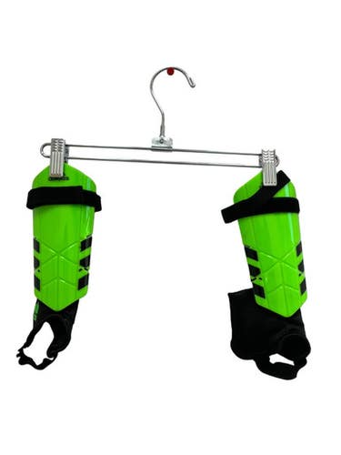 Used Adidas Junior Sm Soccer Shin Guards 11692-s000151282