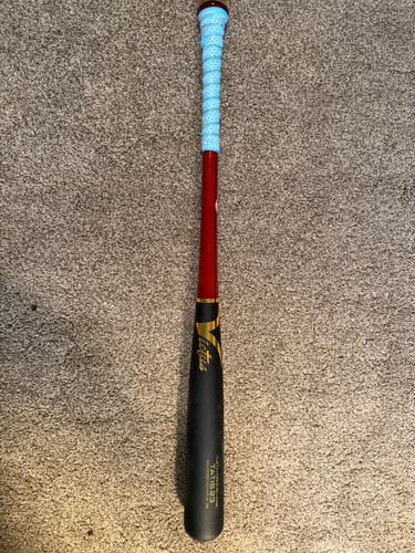 Victus Tatis Maple Bat (-3) 29 oz 32" (Used)