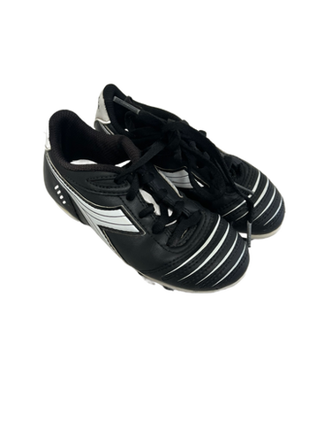 Used Diadora Yth 10.5 Black Soccer Cleats 11692-s000137338