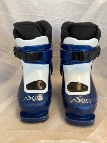 Mondo 17 & 17.5 Kid's Axis All Mountain Ski Boots (Used)