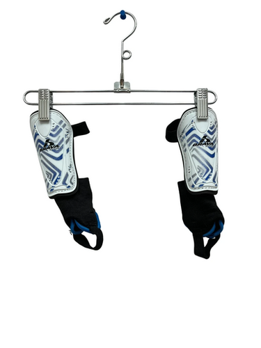 Used Brava Xs White Soccer Shin Guards 11692-s000142992