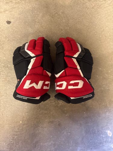 CCM JetSpeed FT6 Pro Gloves 14" (Used)