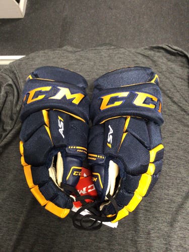 CCM AS1 Gloves 13" (New)
