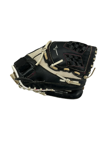 Used Mizuno Finch 11" Rh Throw White Softball Glove 11692-s000142630