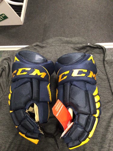 CCM JetSpeed FT4 Gloves 15" (New)