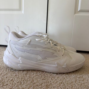 Men's Size M 10.5 (W 11.5) Puma Shoes (Used)