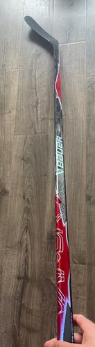 Custom Red Senior Bauer Vapor Flylite Left Hand Hockey Stick P88 77 Flex (New)