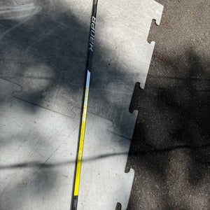 Senior Bauer Vapor Hyperlite Right Handed Hockey Stick P92 87 Flex Pro Stock (New)