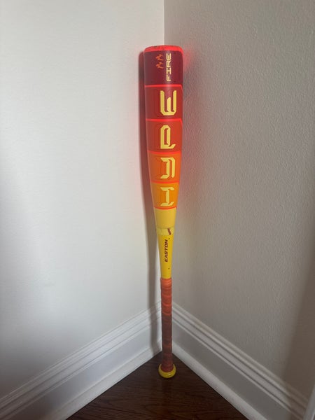 2025 Easton Hype Fire Composite USABat Certified Bat (-10) 18 oz 28" (Used)
