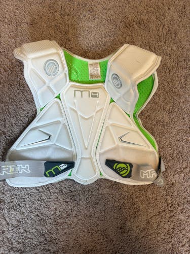 Large Adult Maverik M4 Shoulder Pads (Used)