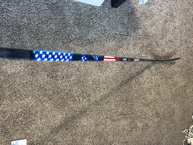 Senior Bauer Nexus 2N Pro XL Right Handed Hockey Stick P88 95 Flex Pro Stock (New)
