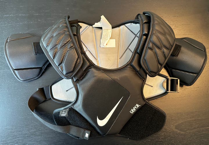 Large Adult Nike Vapor Shoulder Pads (Used)
