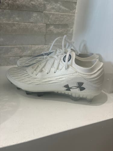 Unisex 6Y (Big Kids / Youth) Under Armour Highlight Low Top (New)