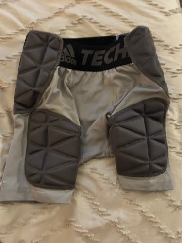 Small Youth Adidas (Used)