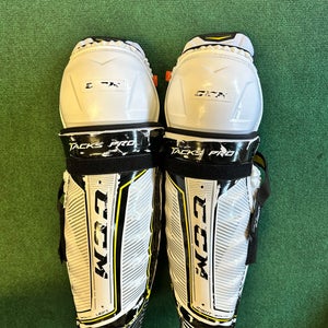 Senior CCM Tacks Pro 17" Shin Pads Pro Stock (Used)