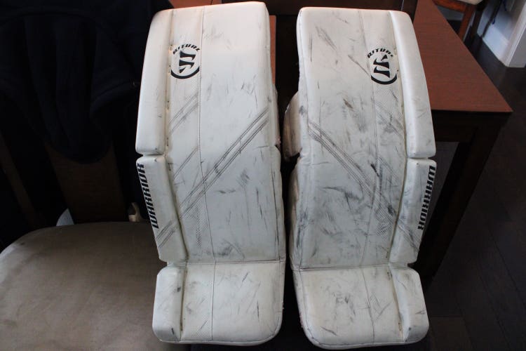 30" Warrior Ritual G5 Goalie Leg Pads (Used)