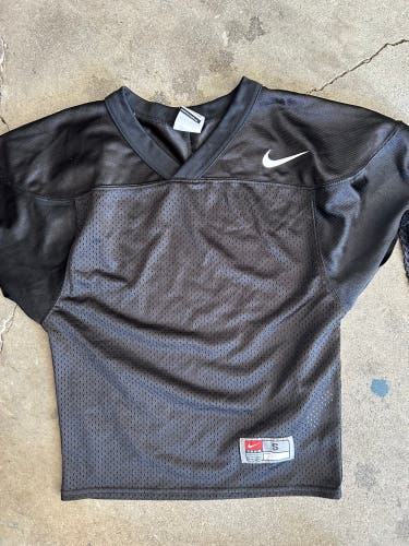 Black Small Kids Unisex Nike Jersey (Used)