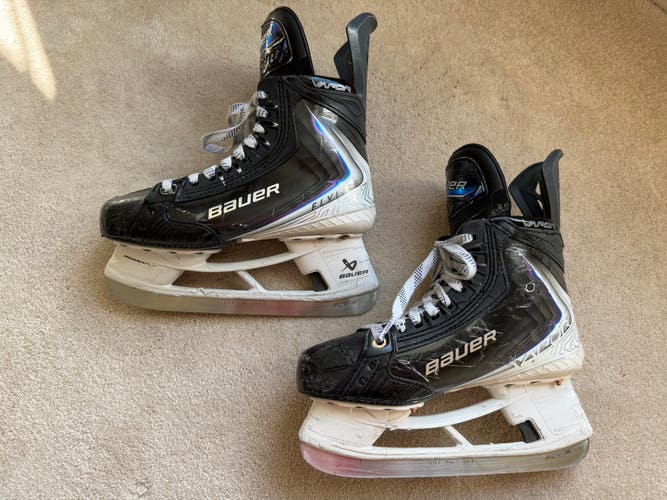 2025 Bauer Vapor Flylite Hockey Skates Regular Width 6.5 (Used)
