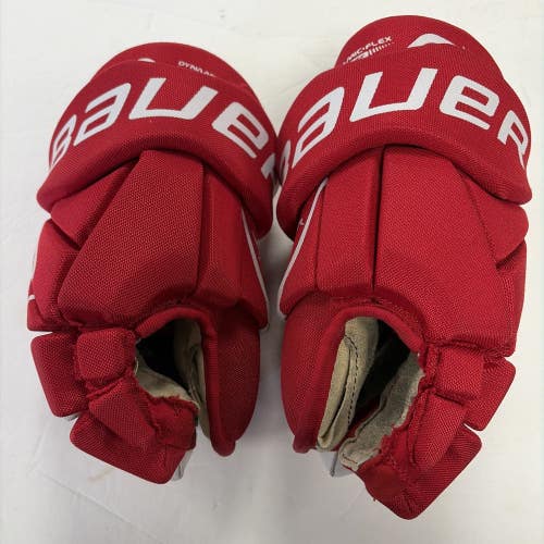 Junior Size 12 Inch Bauer Vapor X60 Ice Hockey Player Gloves. Red
