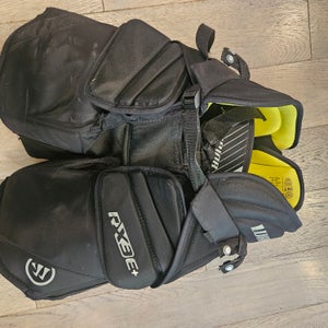 Int. SM/Medium Warrior Rx3 E+ Goalie Pants (Used)