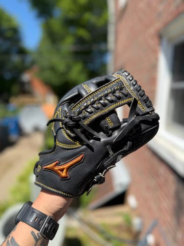 Mizuno Pro Limited GMP600AXBK 11.5” Baseball Glove (Used)