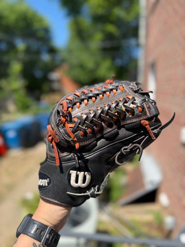 Wilson A2K D33 11.75” Baseball Glove (Used)
