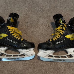 Bauer Supreme Ultrasonic Hockey Skates Size 7.5 Fit 3 (Used)