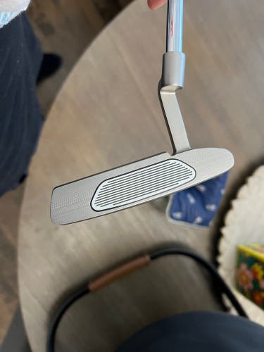 Men's TaylorMade TP HYDROBLAST SOTO Blade Right Handed Putter 35" (Used)