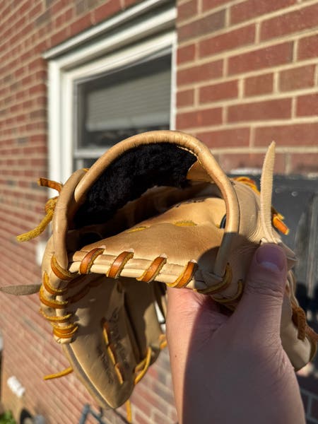 Mizuno Pro 12