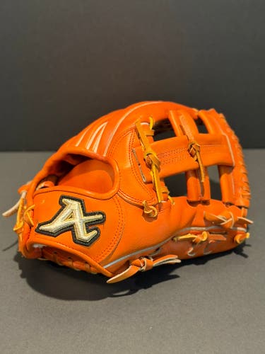 Rare Japanese Atoms RH Infield Baseball Glove 11.75" (Used)
