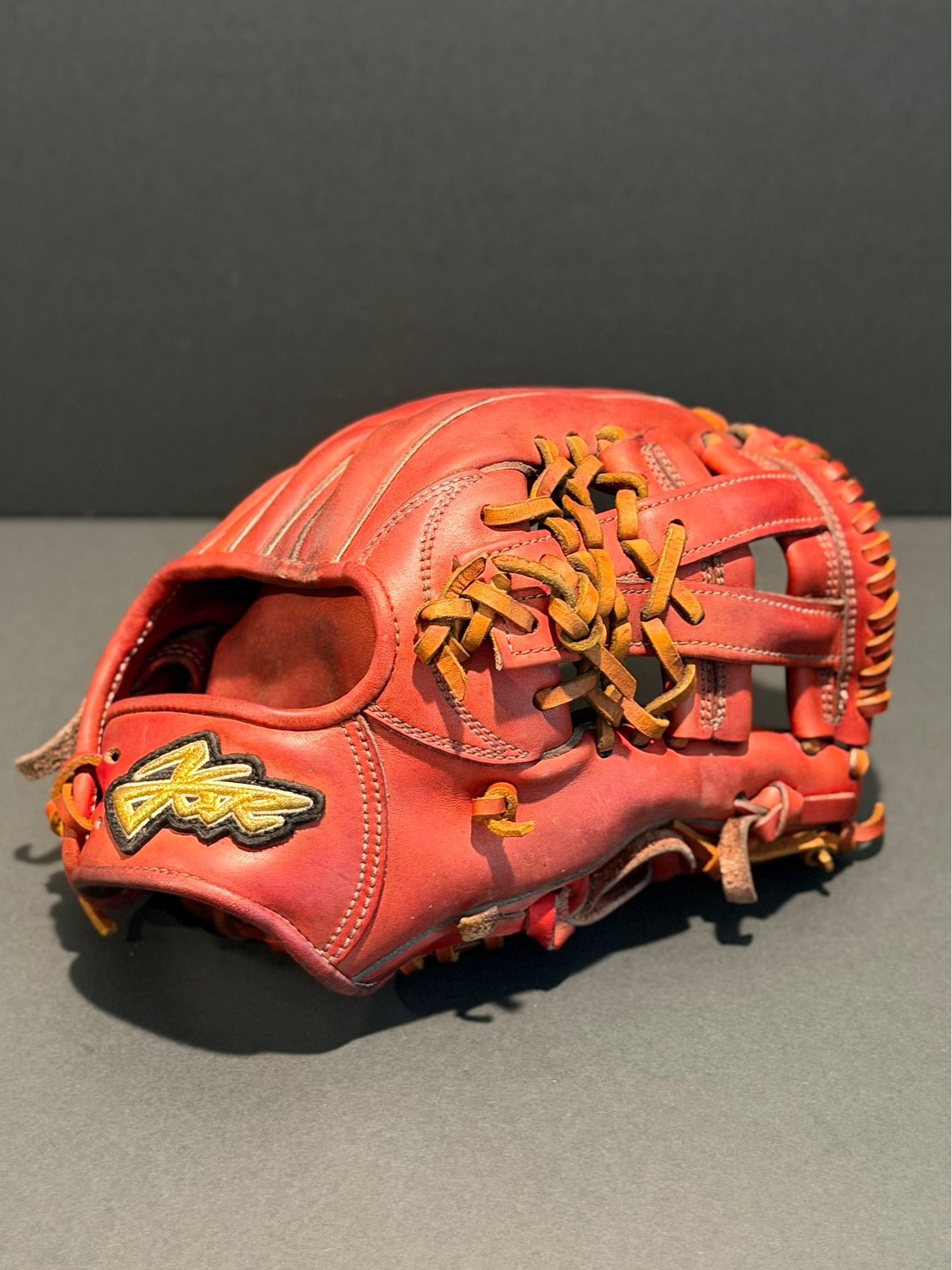 Rare Japanese Yell Story (Atoms) MIJ RH Infield Baseball Glove