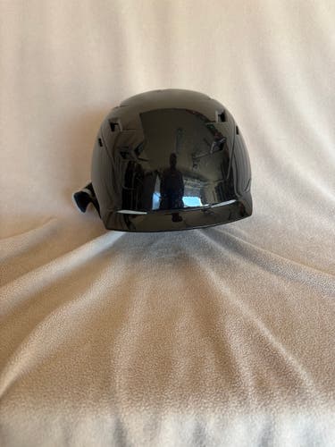 Unisex Medium Salomon Helmet (Used)