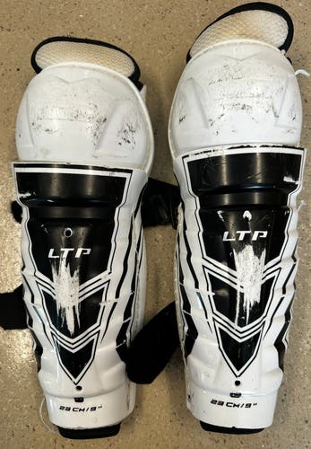 Youth CCM LTP 9" Shin Pads (Used)