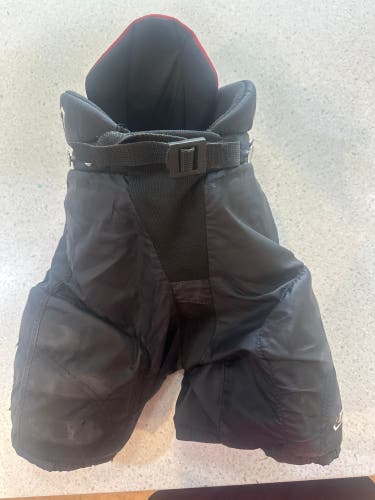 Youth Medium CCM U+ Fit03 Hockey Pants (Used)
