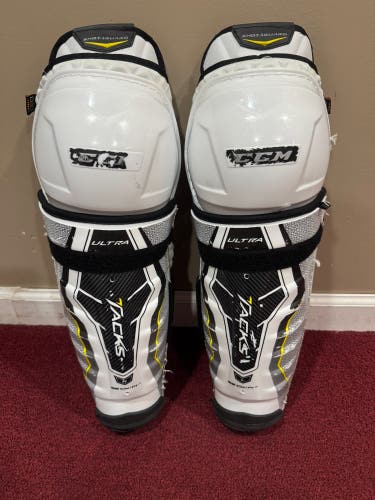 Senior CCM Ultra Tacks Pro 14" Shin Pads Pro Stock Item#ST14U
