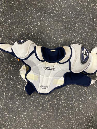 Used Easton Junior Shoulder Pads Sm 11472-s000103898