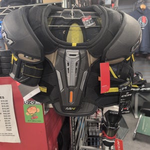 Large Junior CCM Tacks AS-V Shoulder Pads (New)