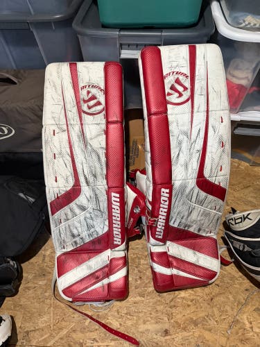 31" 2014 Warrior Ritual G2 Pro Goalie Leg Pads (Used)