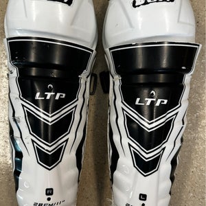Junior CCM LTP 11" Shin Pads (Used)