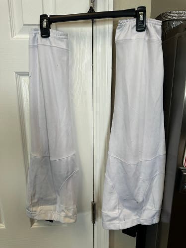 White Youth Socks (Used)