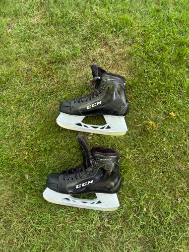 CCM RW300 Skates - Men’s 8