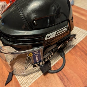 Medium Nike Bauer 4500 Helmet (Used)