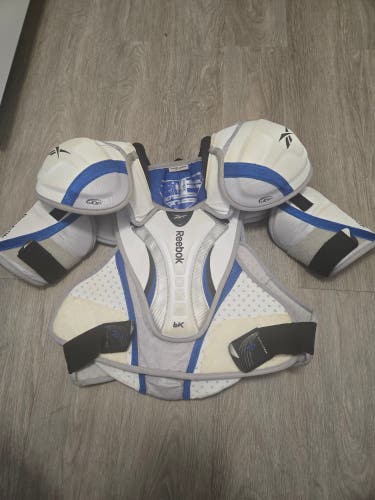 Large Senior Reebok (JOFA) 6K Shoulder Pads (Used) and true gloves