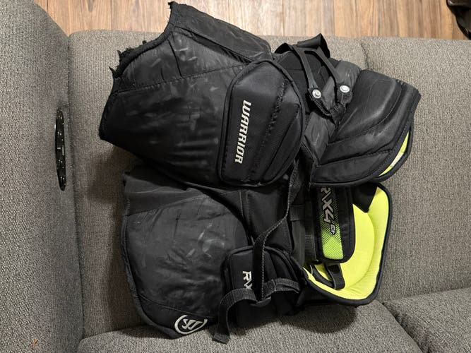 Junior Large Warrior Ritual X4 E+ Hockey Goalie Pants (Used)