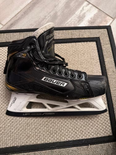 2018 Bauer Supreme 2S Pro Hockey Goalie Skates Regular Width 8 (Used)