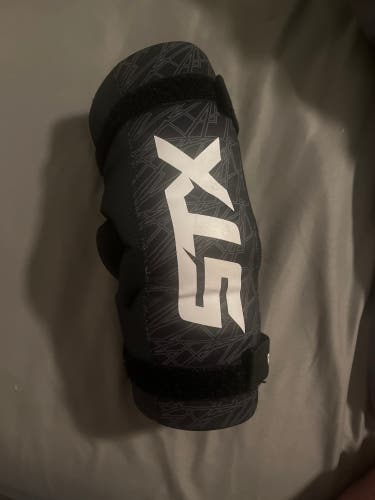 Large Adult STX Stallion 75 Shoulder Pads, Elbow pads, gloves and stick+ nike vapor chest pads