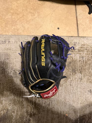 Rawlings Heart of the Hide RH Infield Baseball Glove 12" (Used)