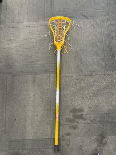 Used Bp 60-z Womens Lacrosse Stick Wmn Atk Mid Complete Stick Yellow 11614-s000237486