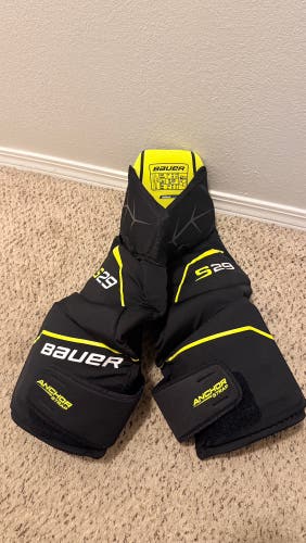 Small Bauer Supreme S29 Girdle (Used)