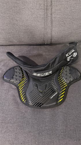 Bauer Supreme Junior Goalie Neck Guard
